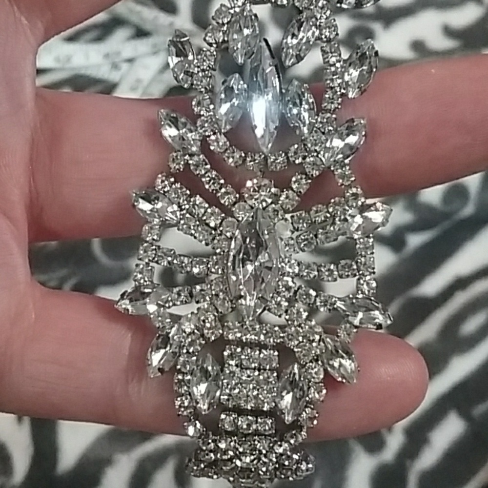 Rhinestone Encrusted Headband - Picture 2 of 3